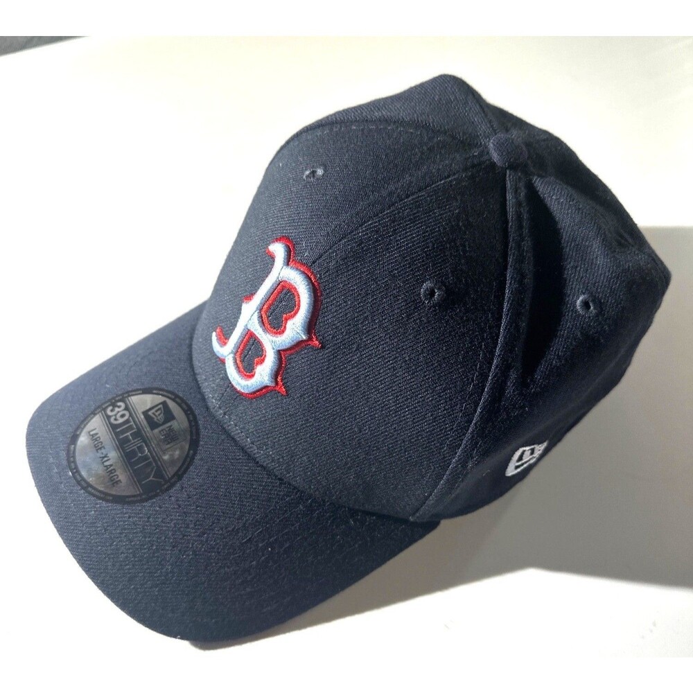 New Era Boston Red Sox 39THIRTY Blue Navy Flex-fit Hat  Red and White "B" Logo